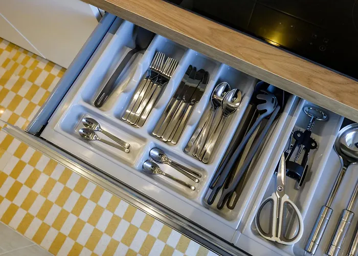 Apartment Luxury Suite-metro Malatesta